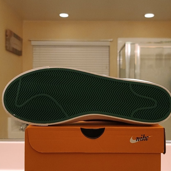 BLAZER MID '77 VINTAGE 'CHRISTMAS SWEATER' - Picture 2 of 9